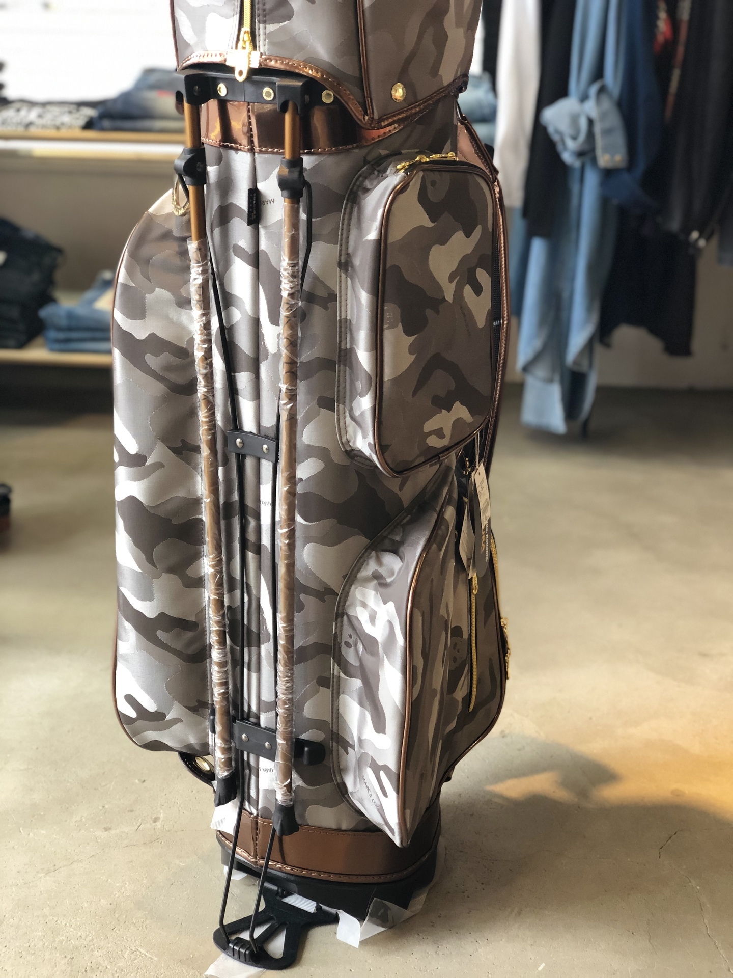 2019FW「MARK&LONA マークアンドロナ」キャディーバッグ入荷です